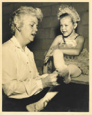 Susannandhermotherage7.jpg